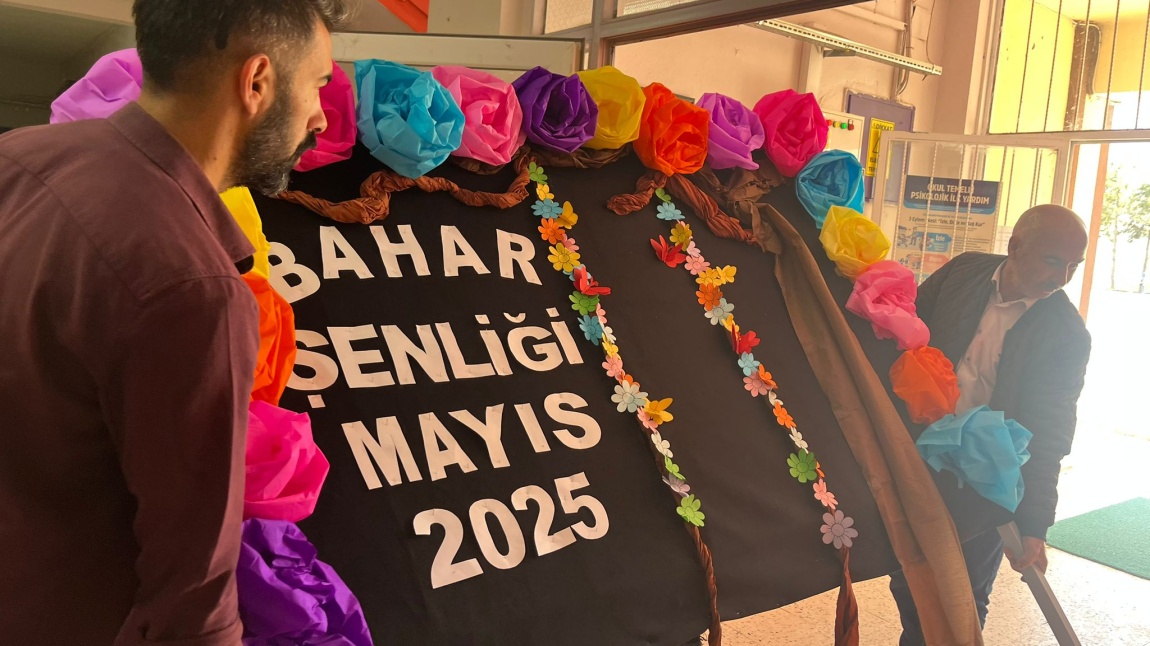 BAHAR ŞENLİĞİ VE OKUL KERMESİ